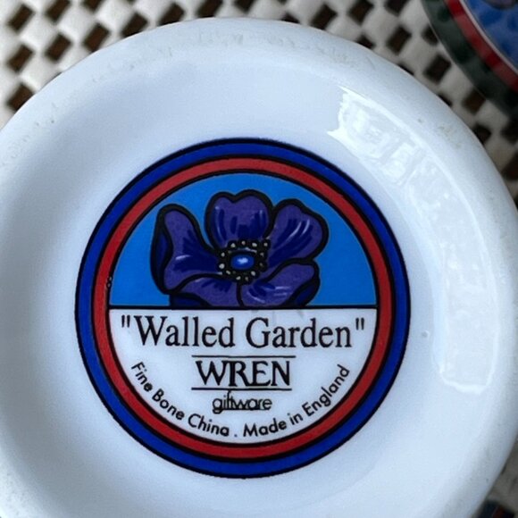 Walled Garden 2 Mugs by Wren England Flowers Poppies Violets - Picture 15 of 16